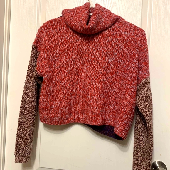 Red and Blue Colourblock Knit Sweater - Picture 3 of 4